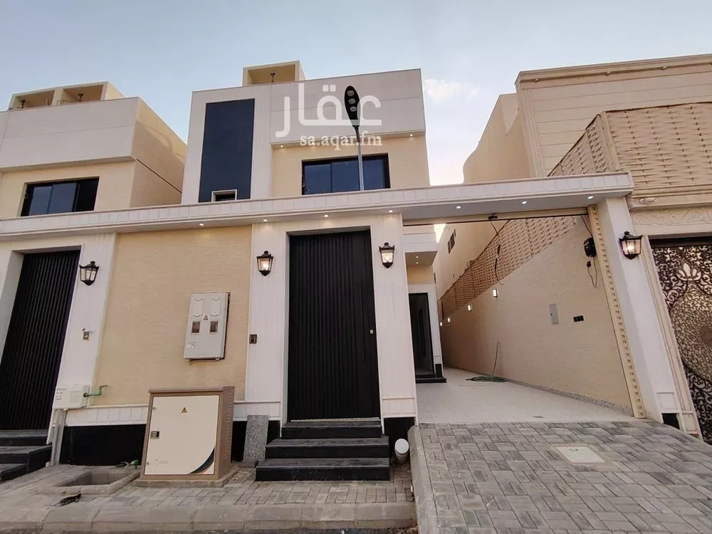 6 bedroom villa in Dhahrat Namar 1