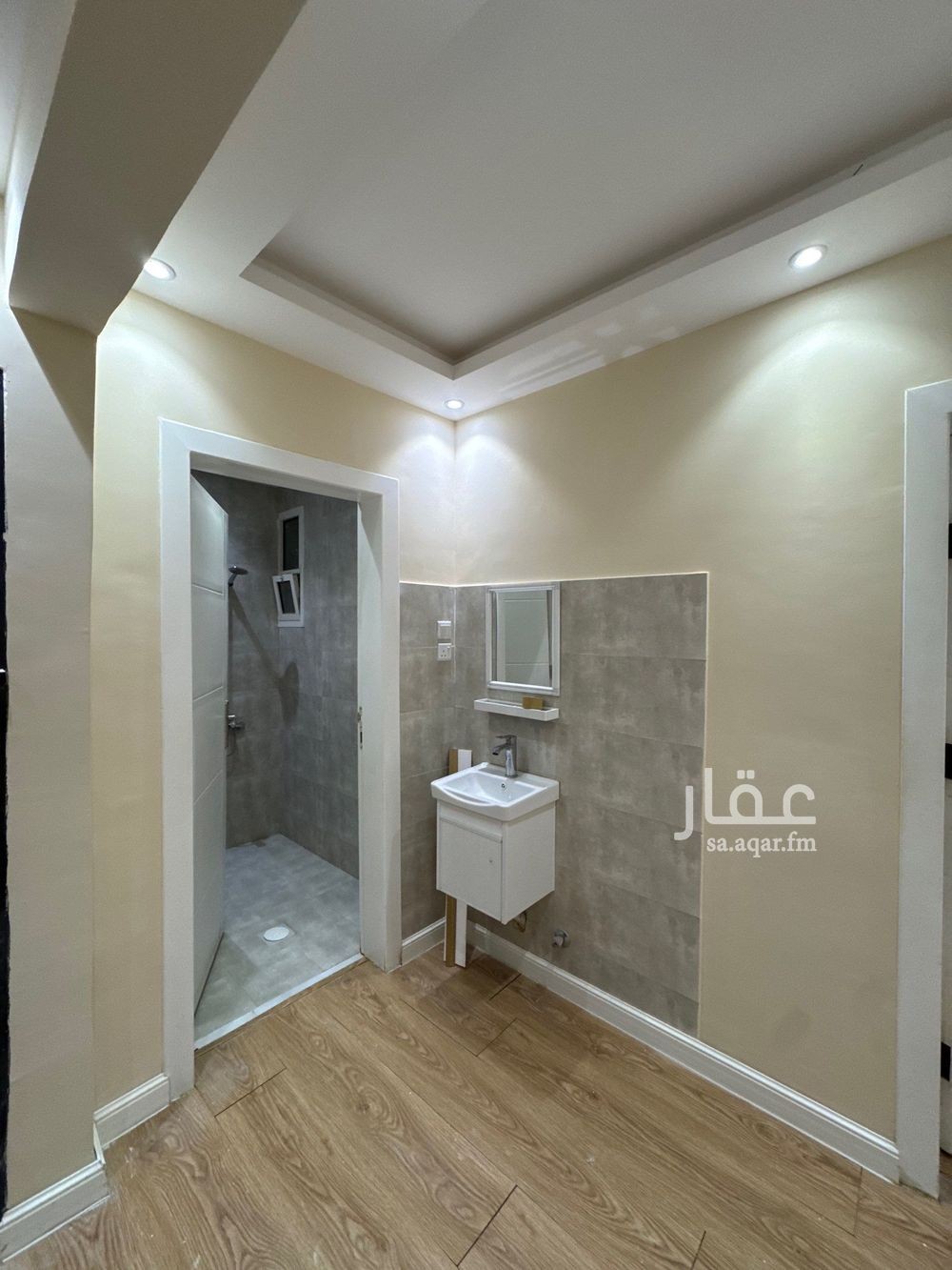 4 bedroom apartment in Riyadh 6