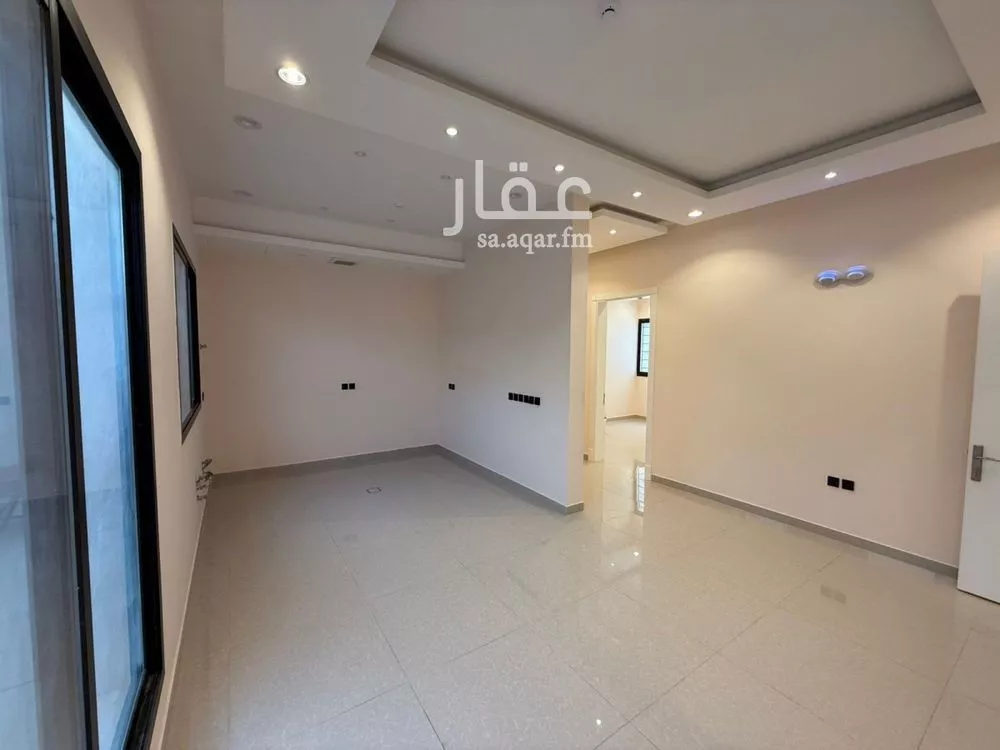 4 bedroom apartment in Dhahrat Laban 2