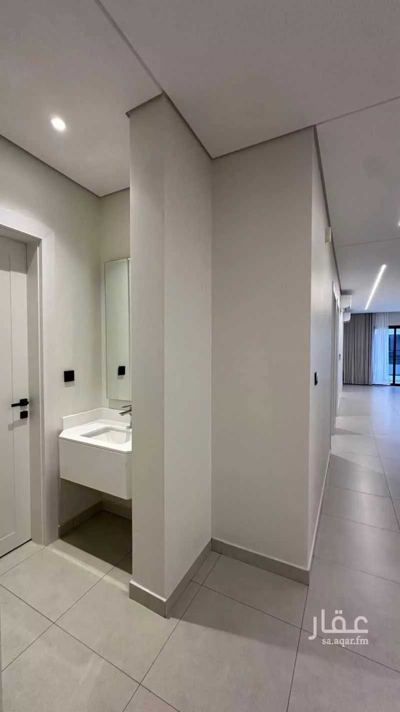 4 bedroom apartment in Al Bahr, Eastern Province 8