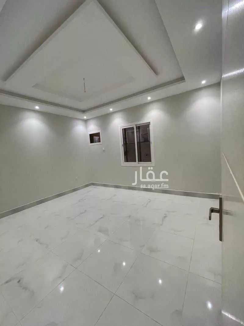 شقة 7 غرف في الروابي 3