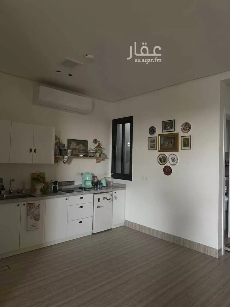 شقة 2 غرف في الرمال 5