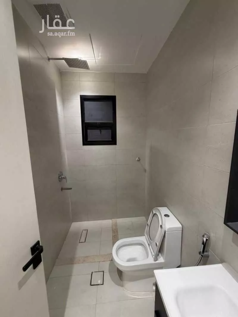 شقة 3 غرف في الرمال 5