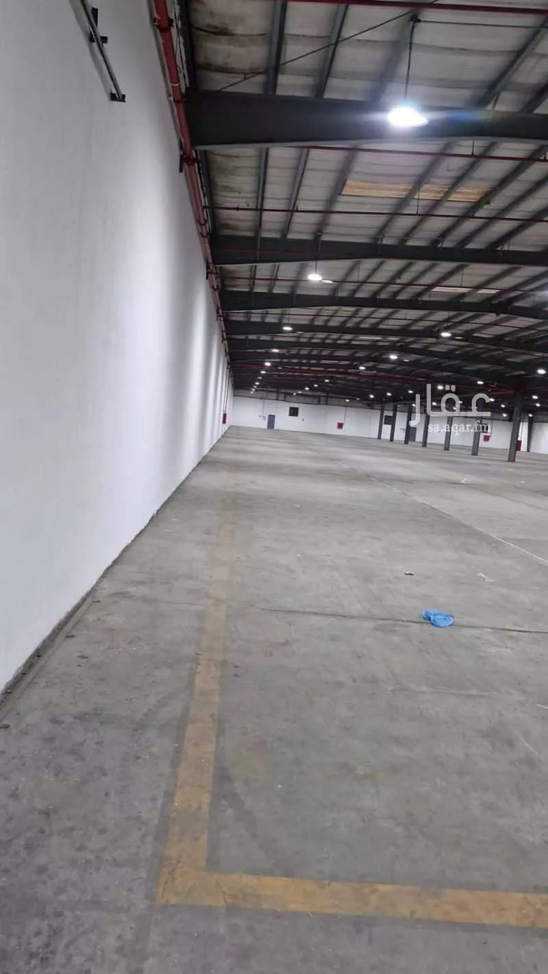 21700 sqm warehouse in An Nawras 1