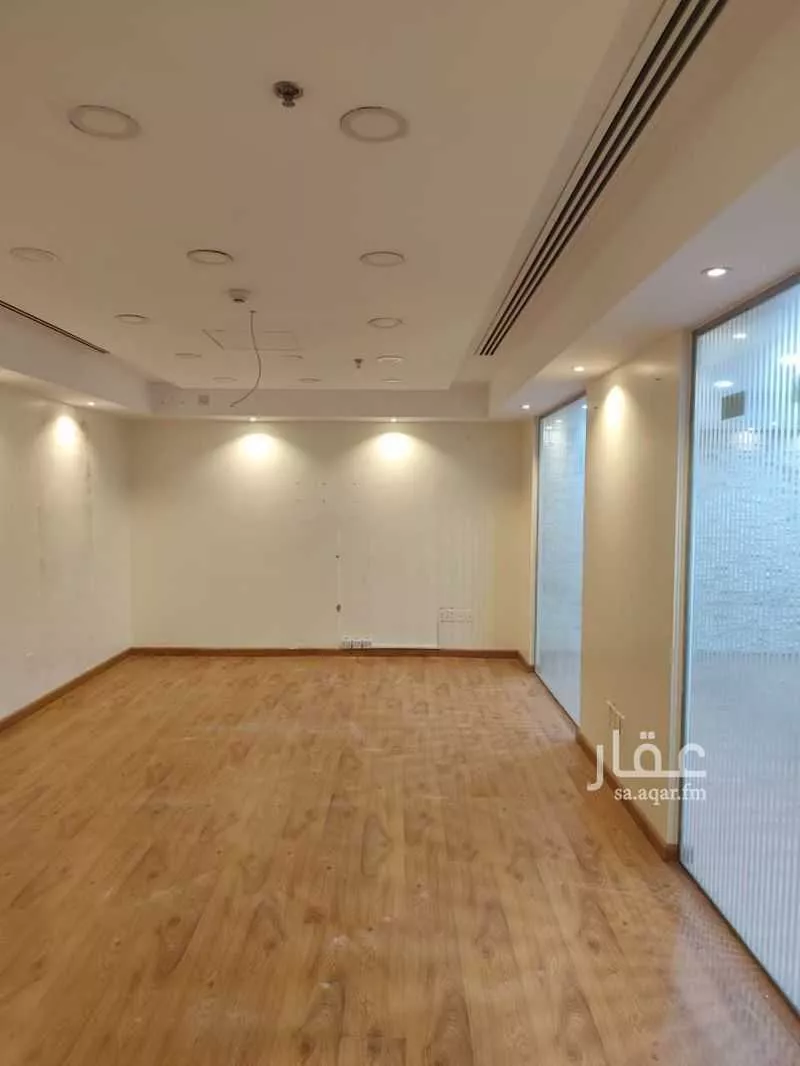 130 sqm office in Muhammed Ibn Saud 3