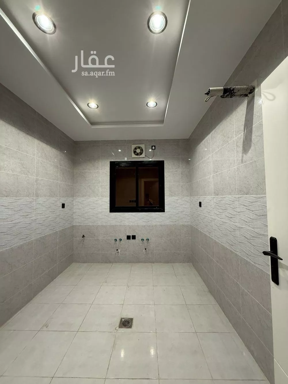 شقة 4 غرف في الواحة 3