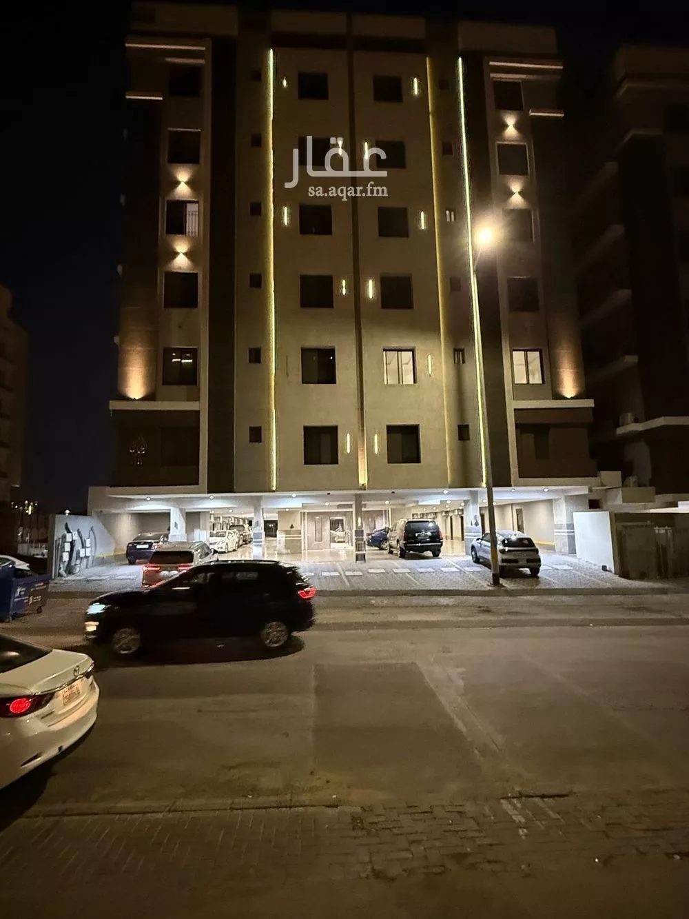 شقة 4 غرف في الواحة 1