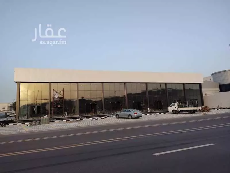 محل 1902 م² في الفيصلية 1