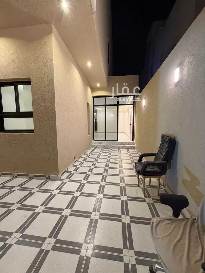 4 bedroom floor in Al Zahrah 4