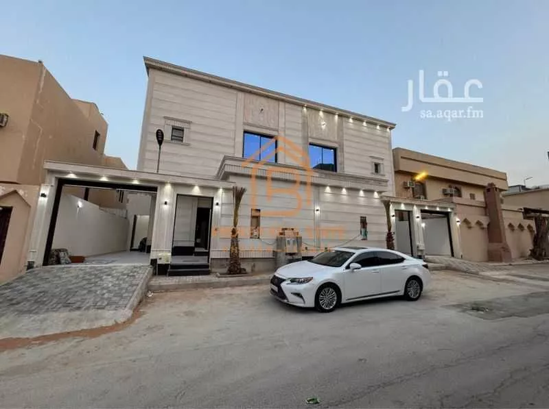 10 bedroom villa in Al Uraija Al Gharbiyah 1