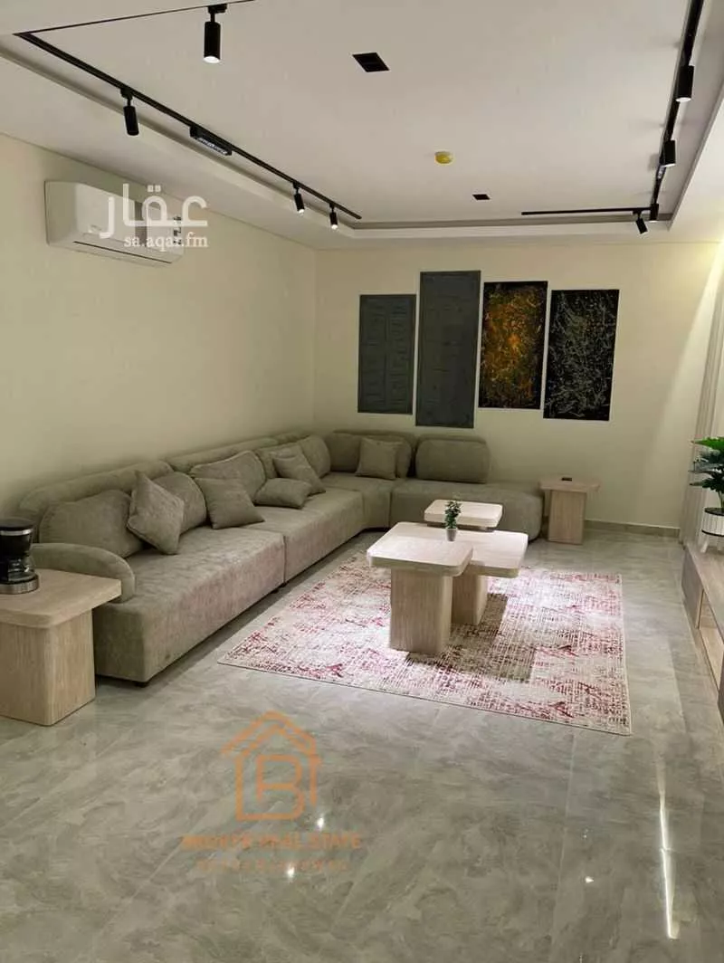 شقة 2 غرف في الملقا 4