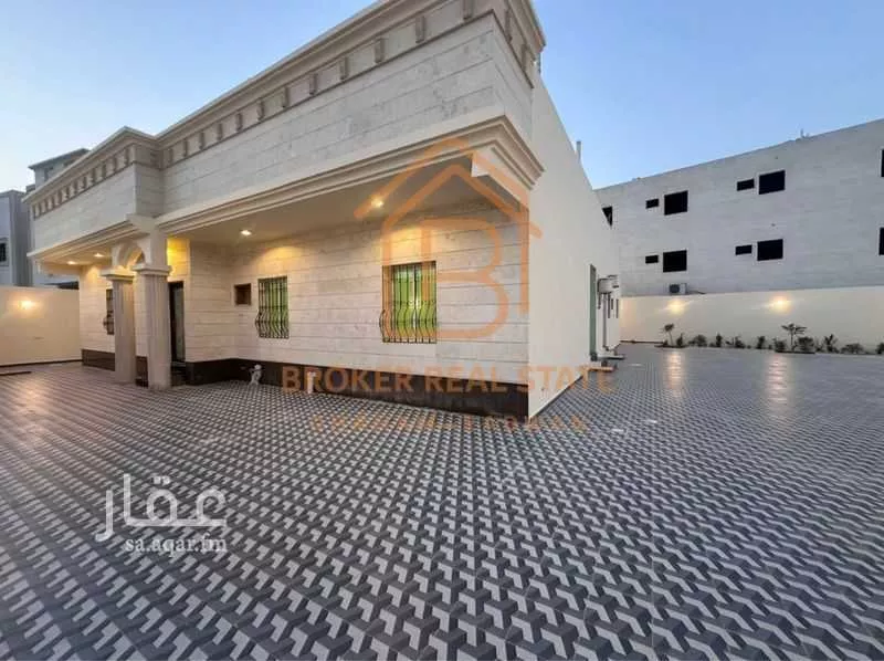 دور 6 غرف في ضاحية الملك فهد 2