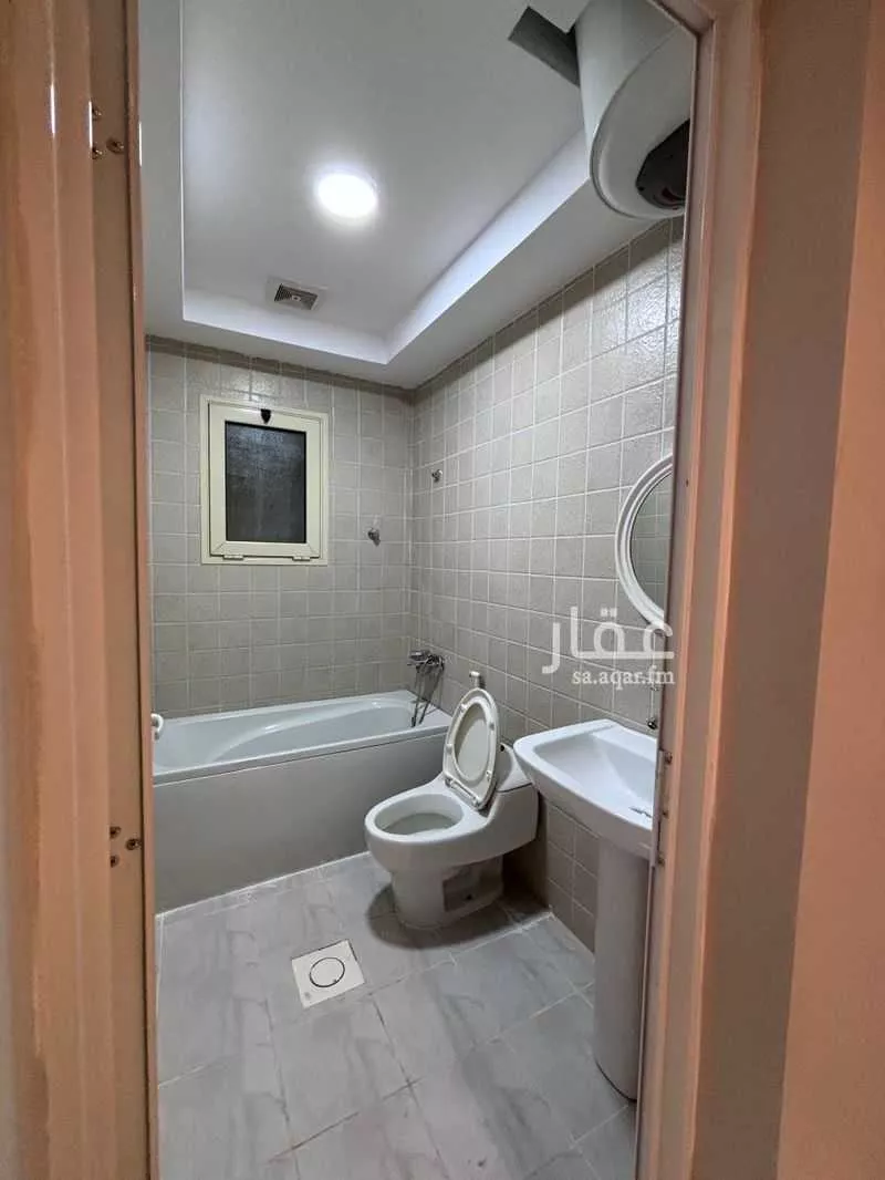 شقة 5 غرف في هجر 4