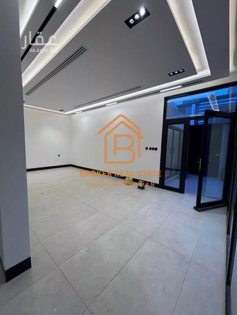 فيلا 4 غرف في الرمال 2