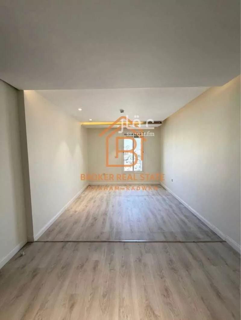 شقة 3 غرف في الملقا 1