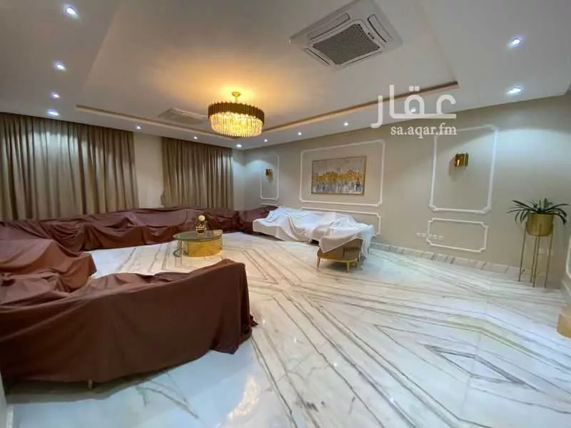 فيلا 9 غرف في العارض 3