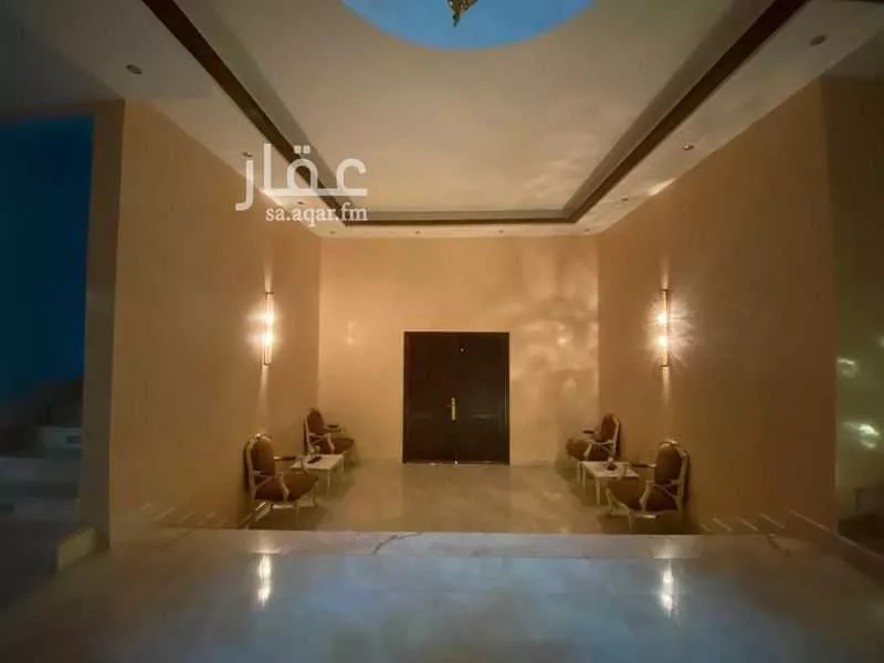 فيلا 7 غرف في المرجان 5