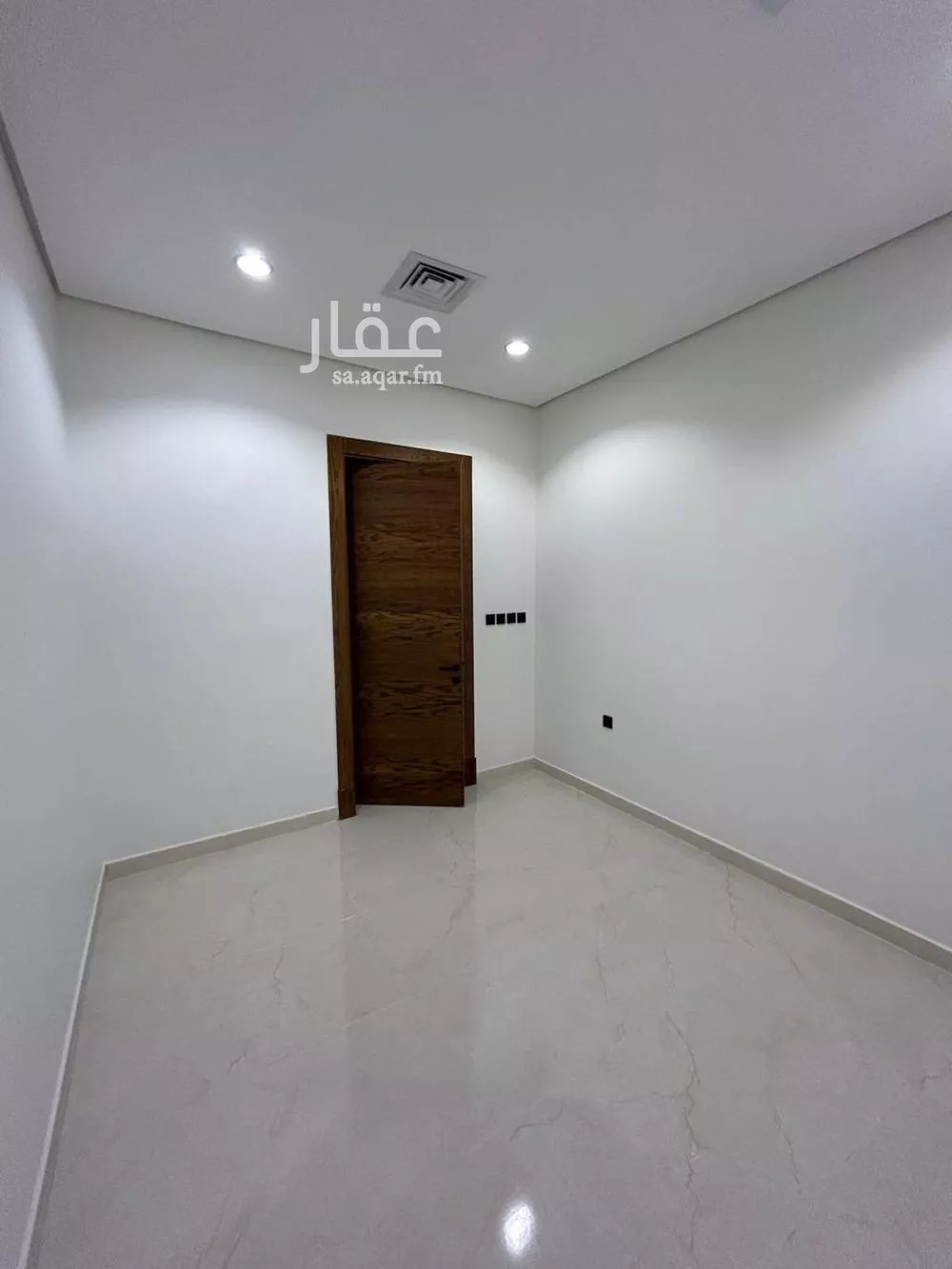 5 bedroom villa in Al Nahda, Eastern Province 19