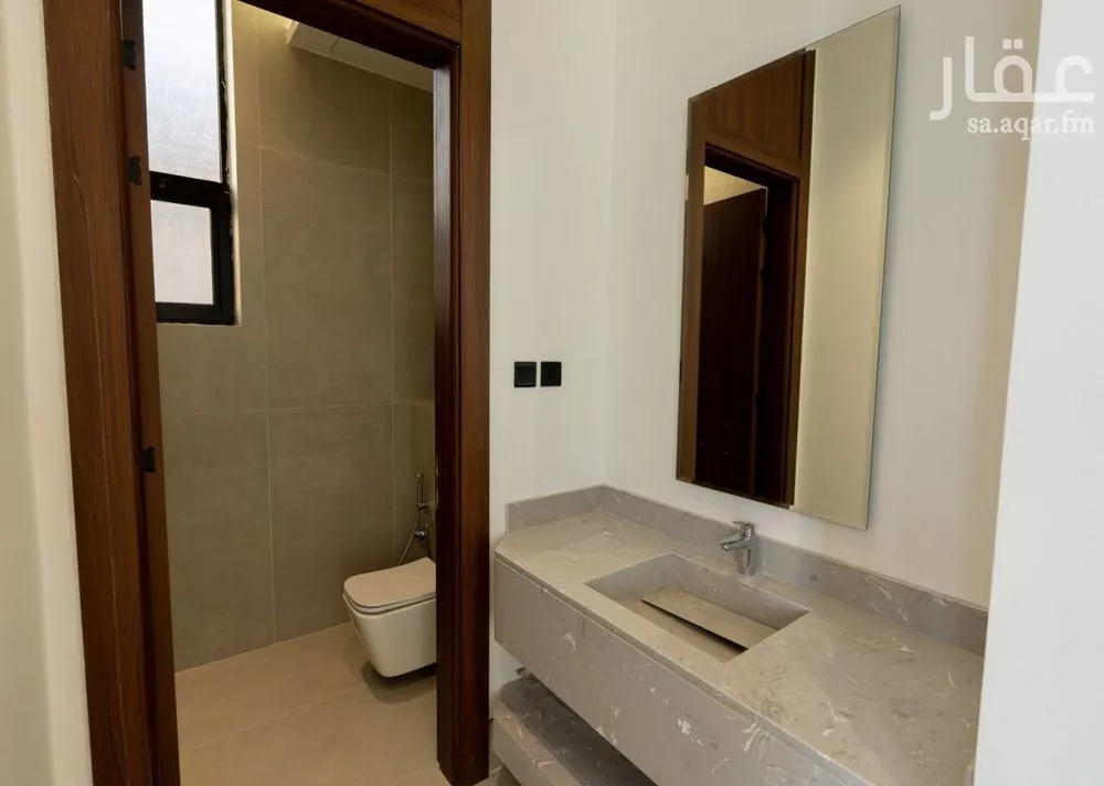 شقة 4 غرف في العارض 2