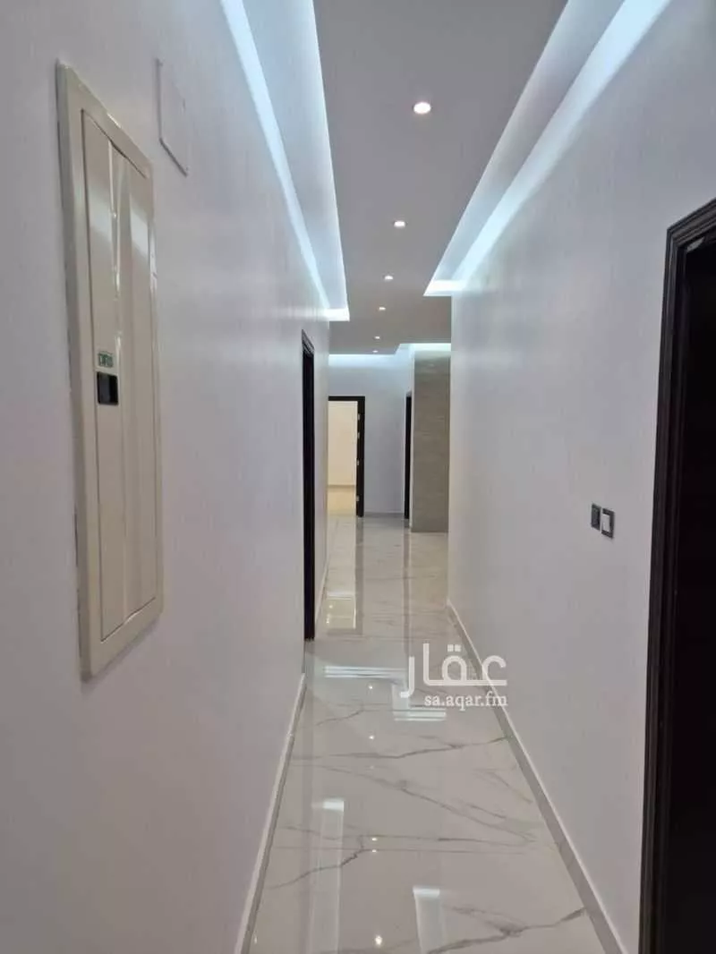 شقة 4 غرف في الملك فهد 4