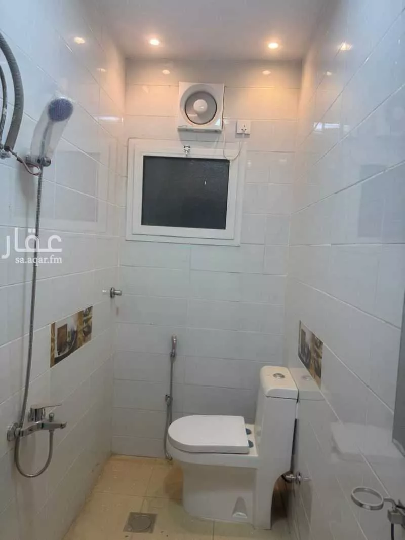 شقة 4 غرف في الملك فهد 5