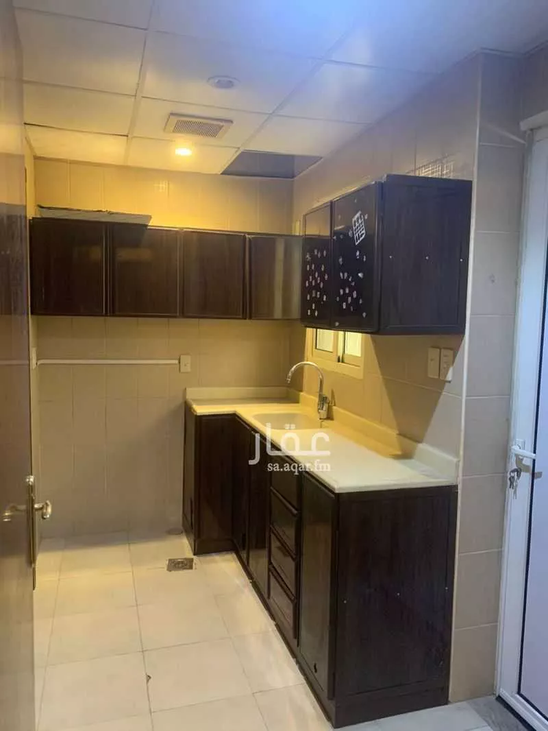 4 bedroom villa in Al Nuzhah, Eastern Province 5