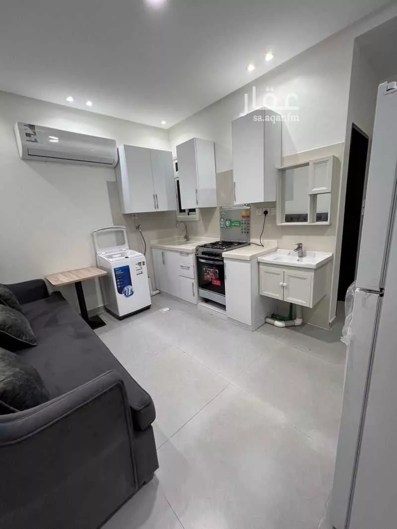 2 bedroom building in Ad Dar Al Baida, Riyadh 5