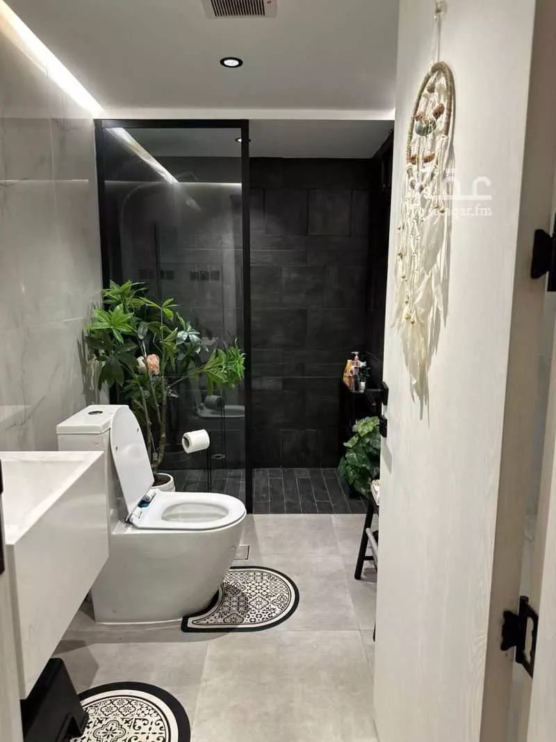 شقة 3 غرف في الملقا 4