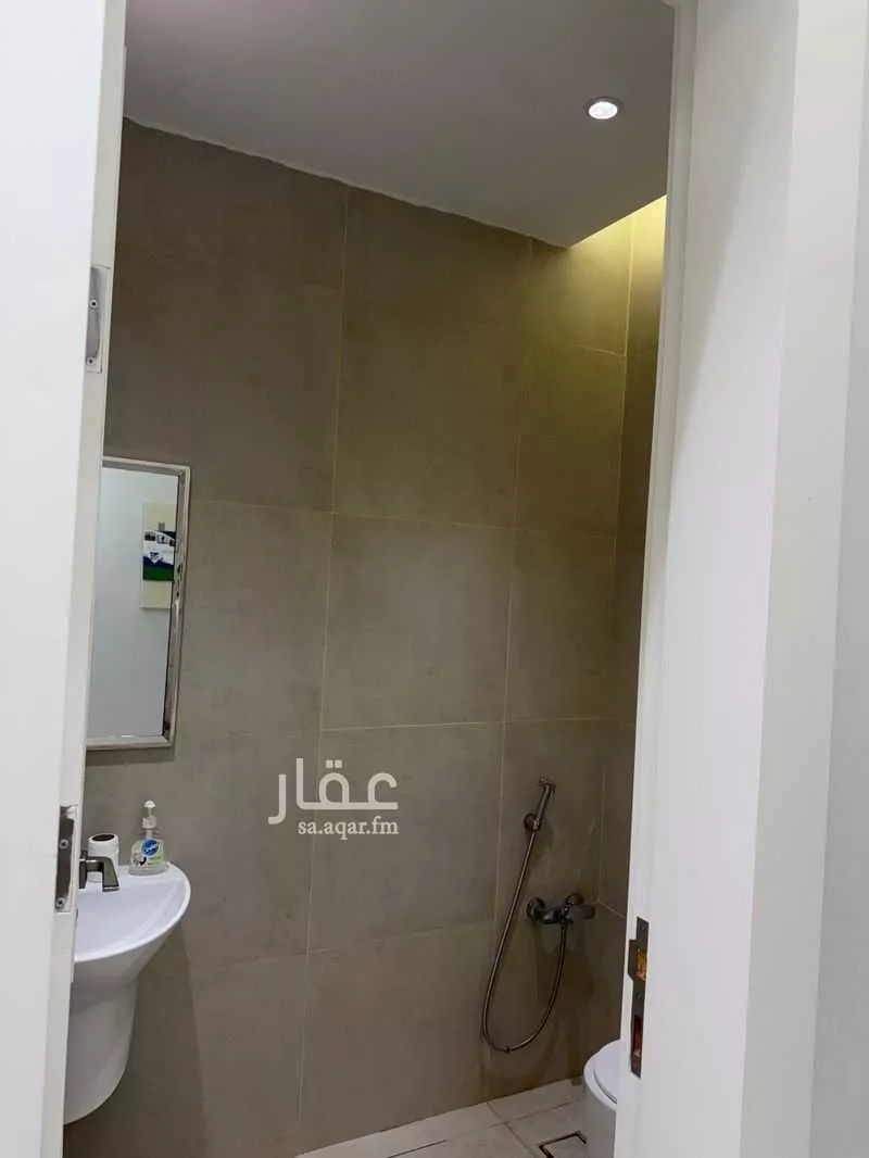 4 bedroom apartment in Qurtubah 2