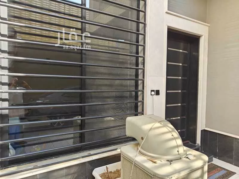 5 bedroom villa in Badr 5