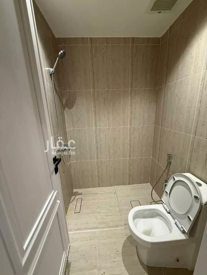 شقة 2 غرف في عرقة 4