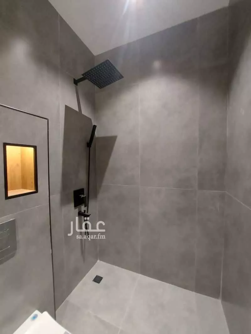 شقة 4 غرف في طيبة 1