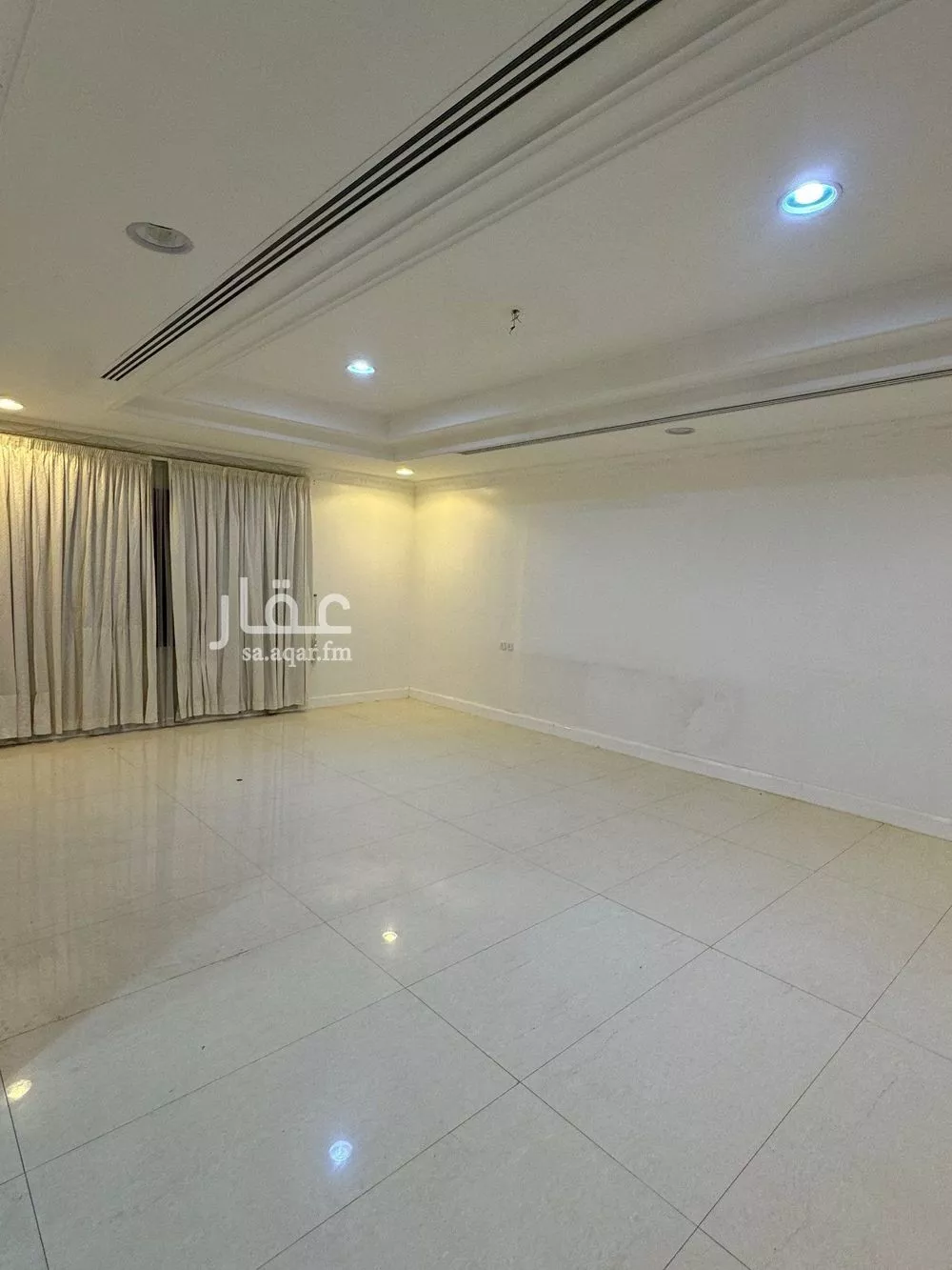 فيلا 15 غرف في القادسية 1