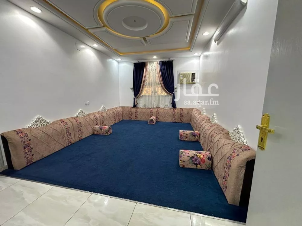 فيلا 15 غرف في الرمال 5