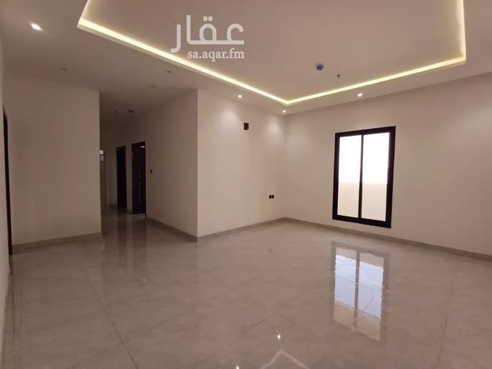 شقة 4 غرف في الرمال 1