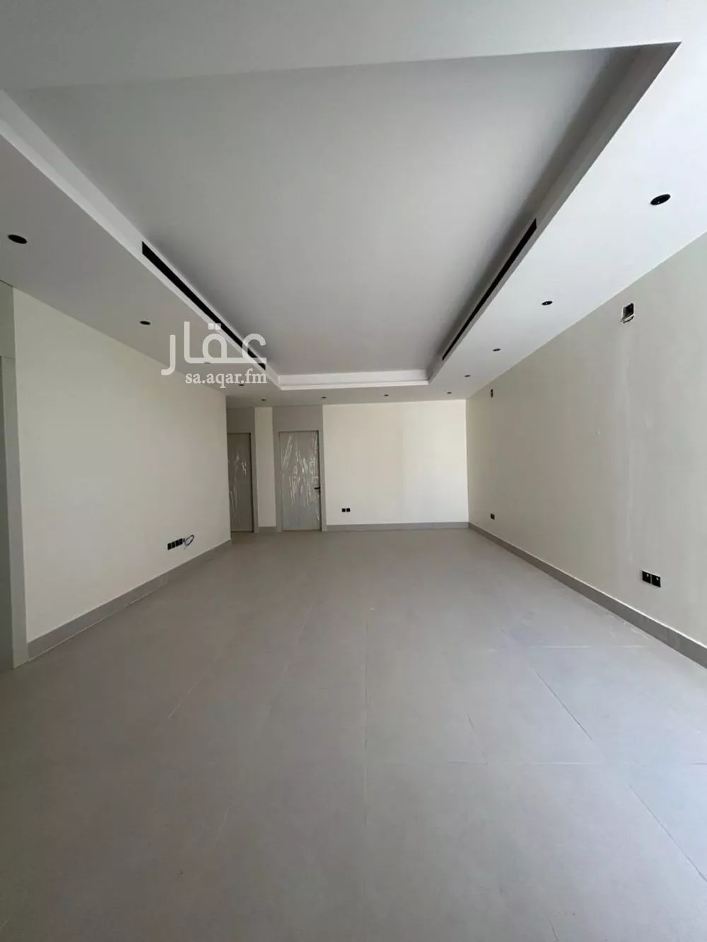 دور 4 غرف في الخليج 3