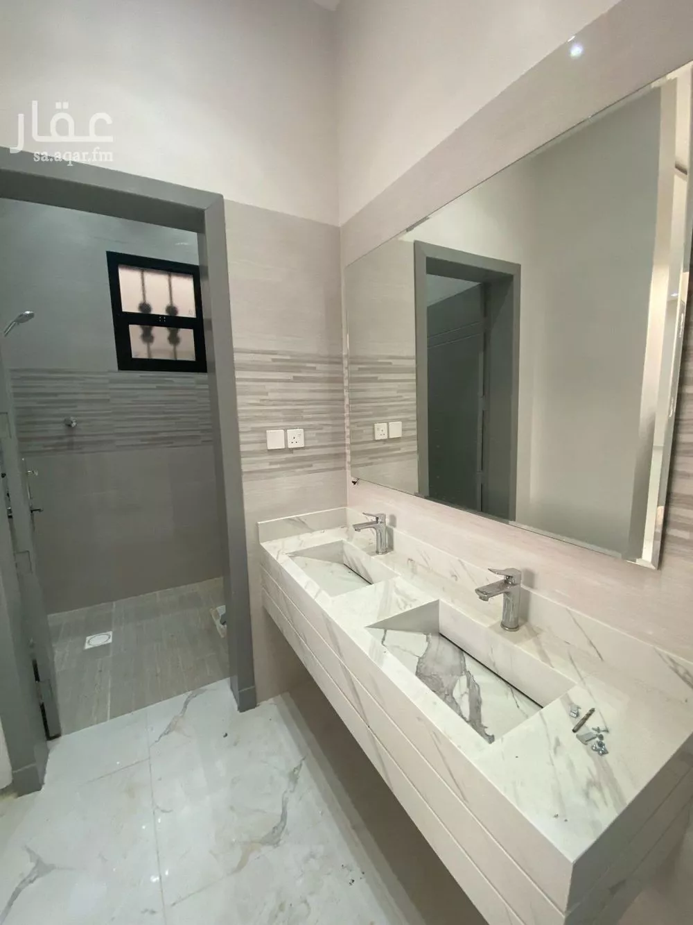 5 bedroom floor in Al Bariah 2