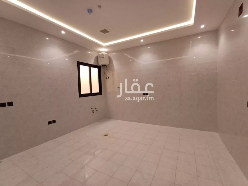 شقة 4 غرف في الرمال 4