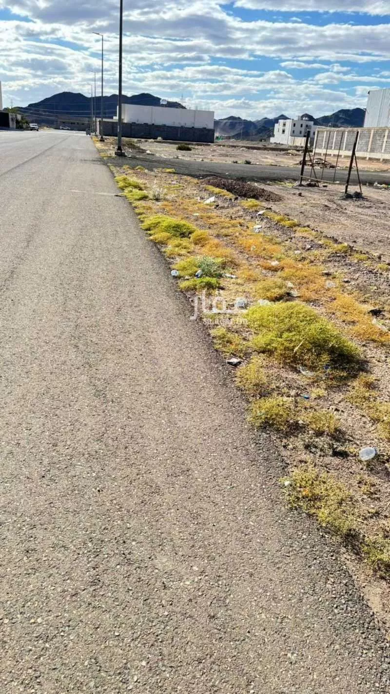 أرض 600 م² في النقس 1