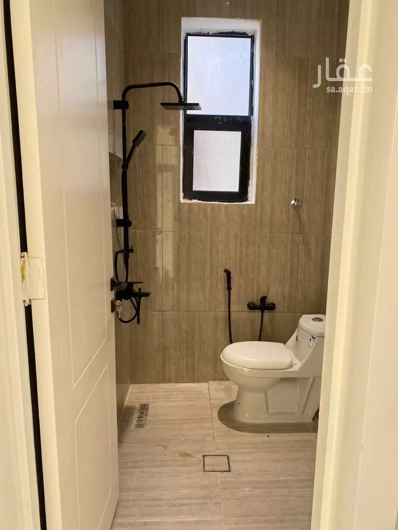 فيلا 5 غرف في الجنادرية 5