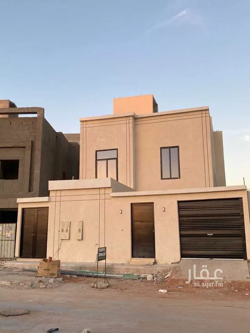 فيلا 5 غرف في الجنادرية 1