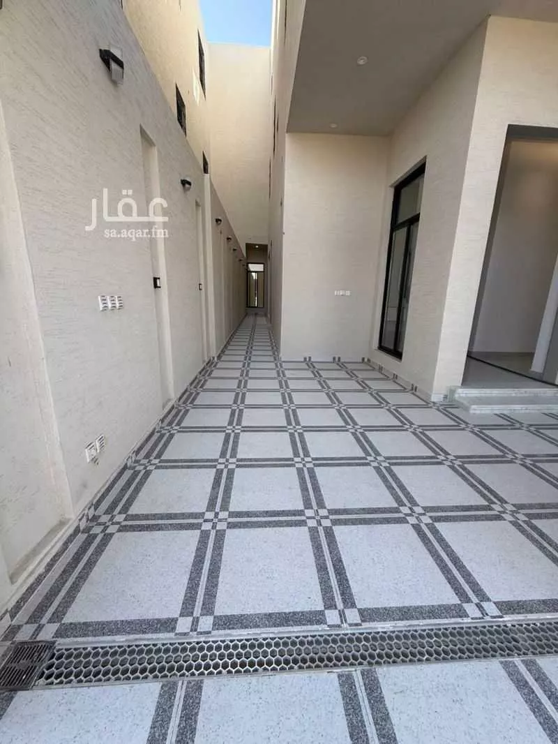 فيلا 6 غرف في الرمال 3