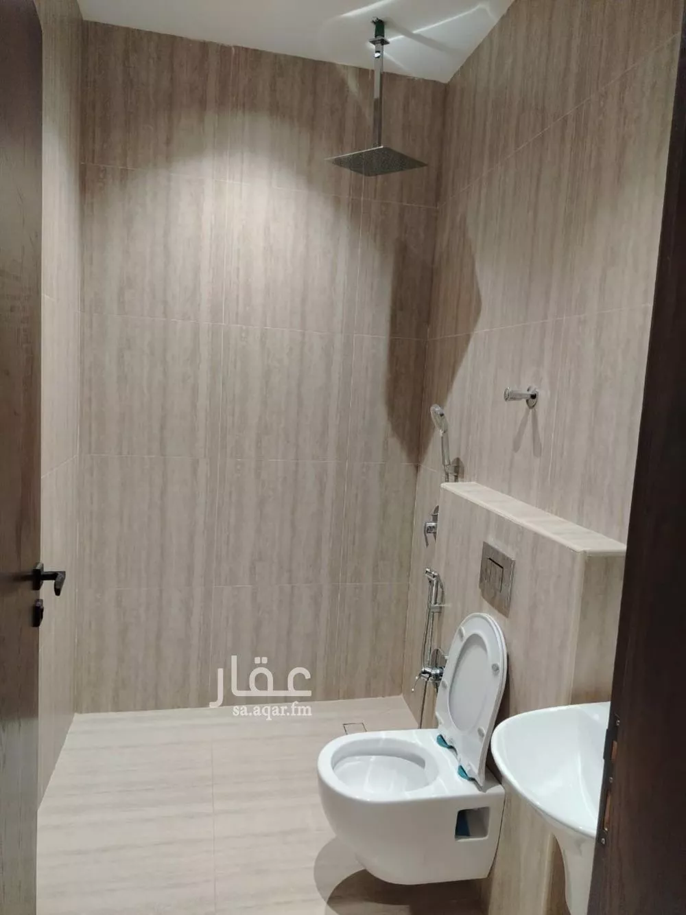 دور 4 غرف في العارض 5