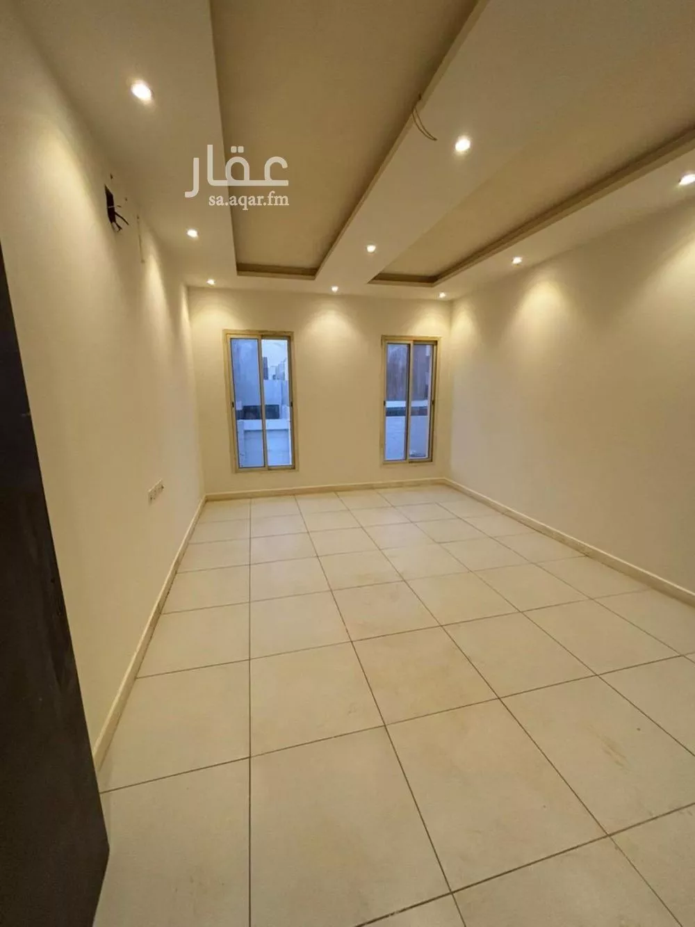 فيلا 5 غرف في النرجس 1