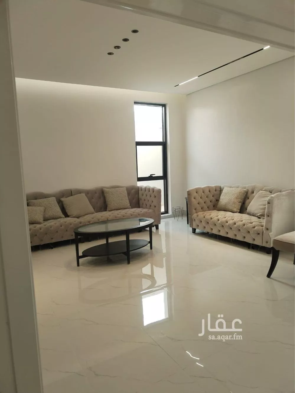 فيلا 7 غرف في العارض 5