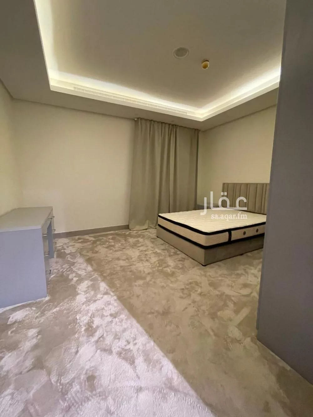 شقة 2 غرف في الملقا 4