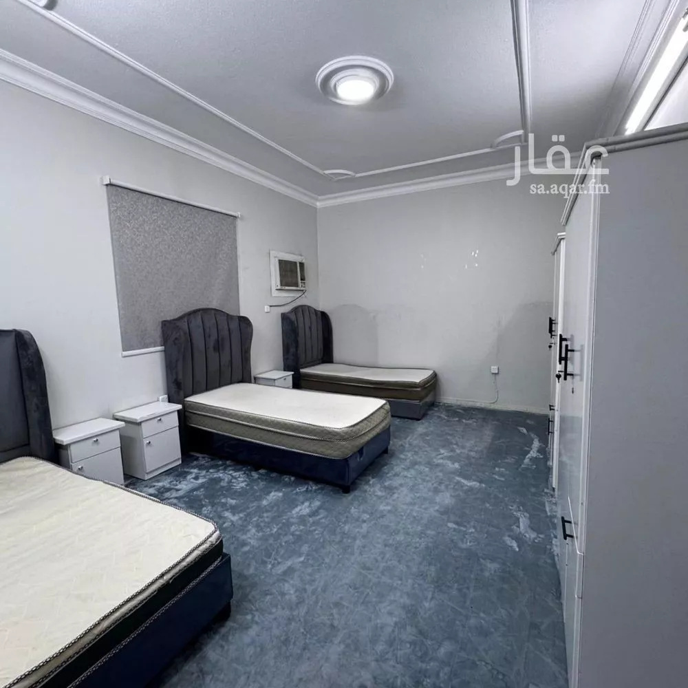 شقة 2 غرف في الخليج 4