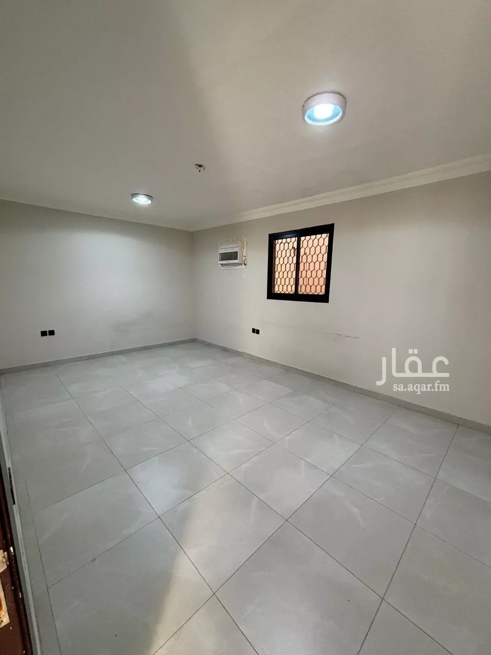 شقة 2 غرف في العزيزية 5