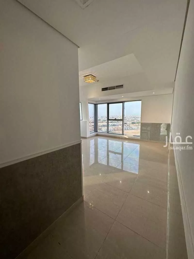 شقة 3 غرف في الشاطئ 2