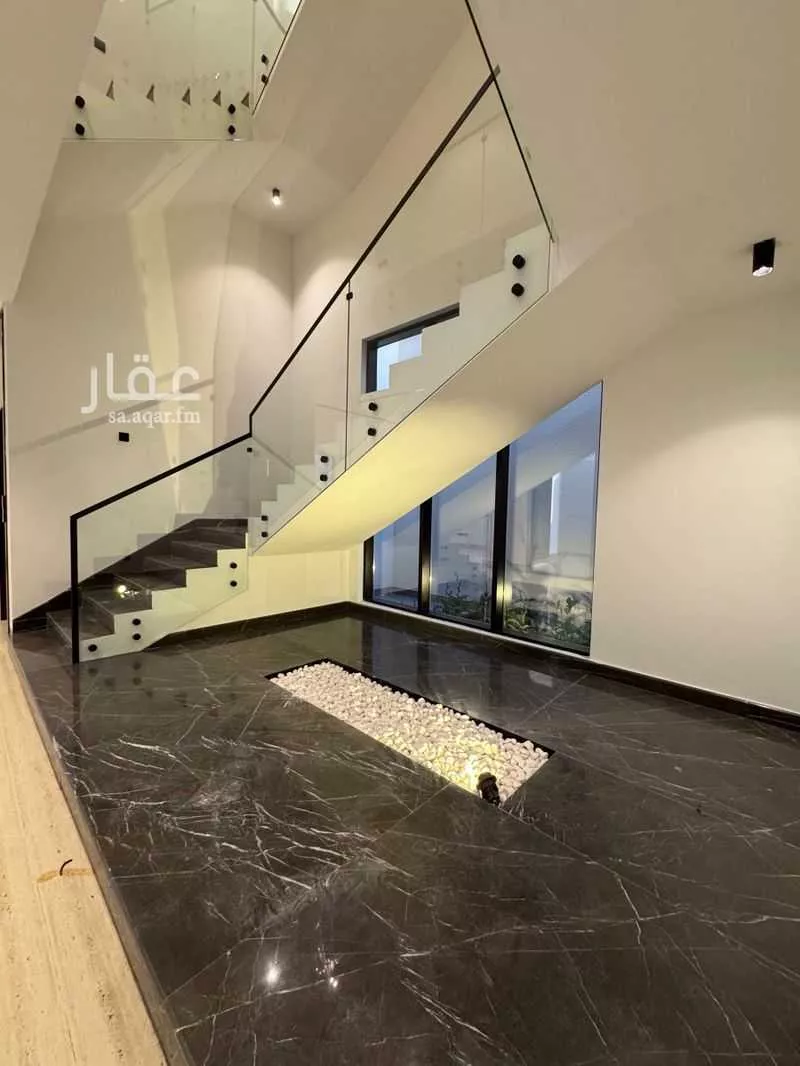 فيلا 12 غرف في السيف 2